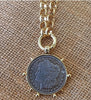 Collar moneda enchapado en oro