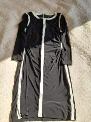 Vestido Polo Ralph Lauren Talla S largo media pierna, tela lycra. 