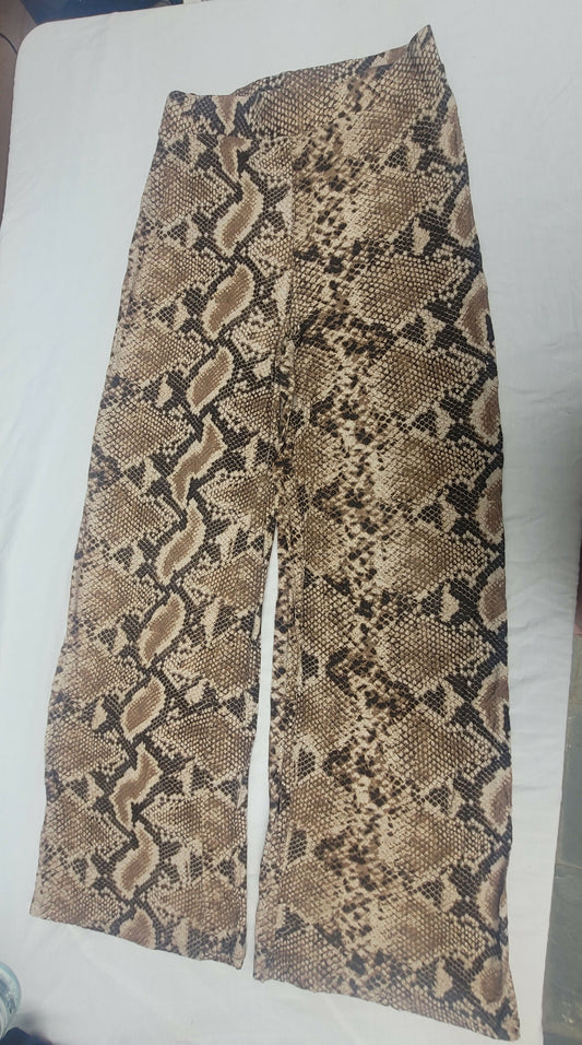 Pantalón palazzo Zara, talla M, impecable.