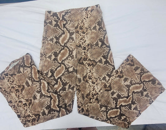 Pantalón palazzo Zara, talla M, impecable.